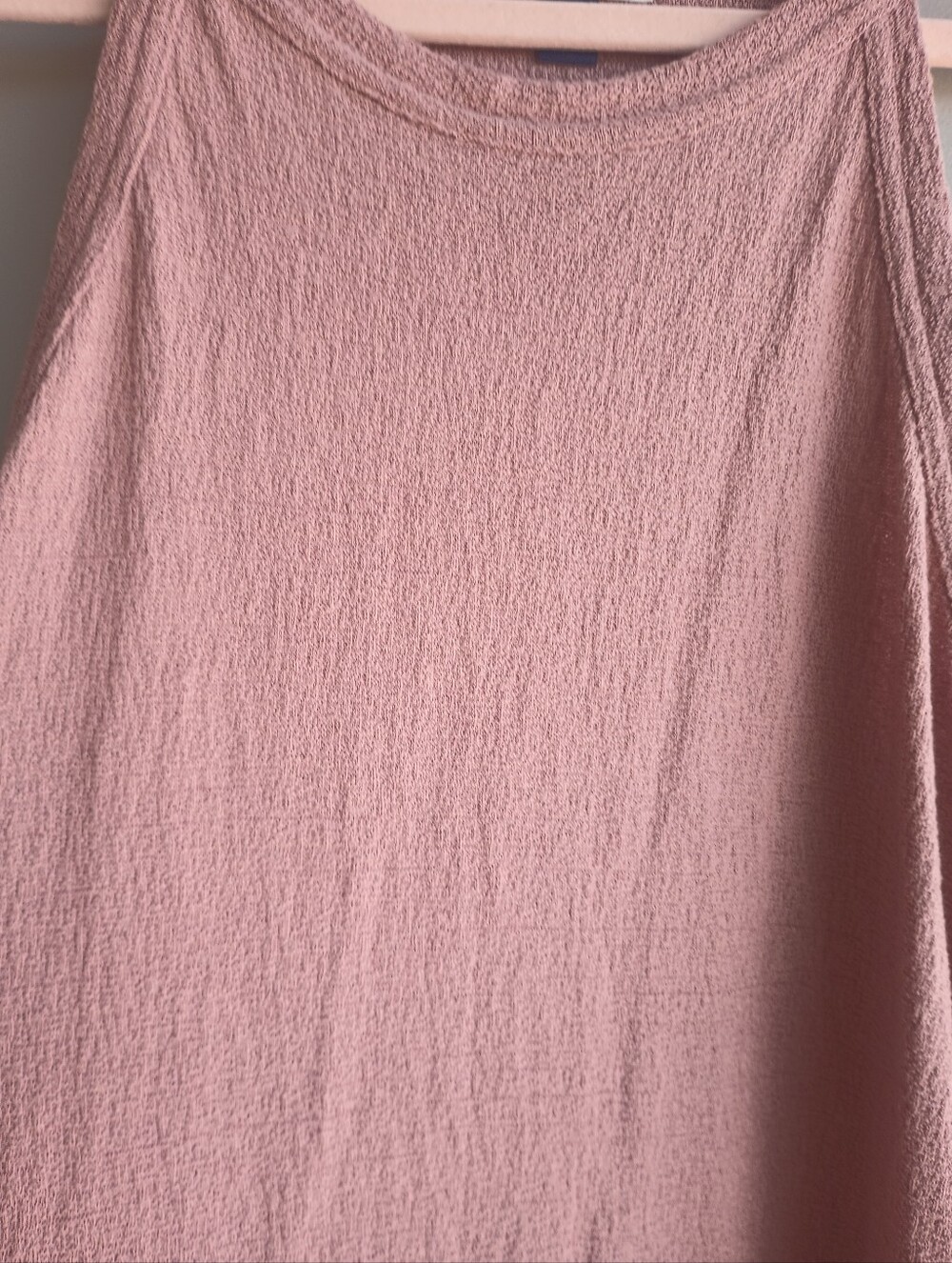 Universal Threads - Picture 5 of 5